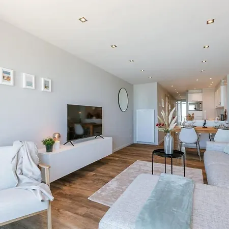 Apartmán Huswell - Cosy With Frontal Seaview Nieuwpoort