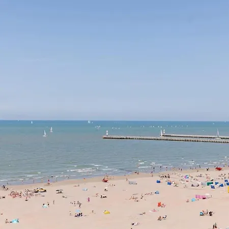 Huswell - Cosy With Frontal Seaview Apartmán