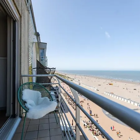 Huswell - Cosy With Frontal Seaview Apartmán