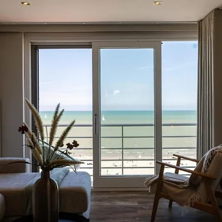 Casiola - Cosy With Frontal Seaview *