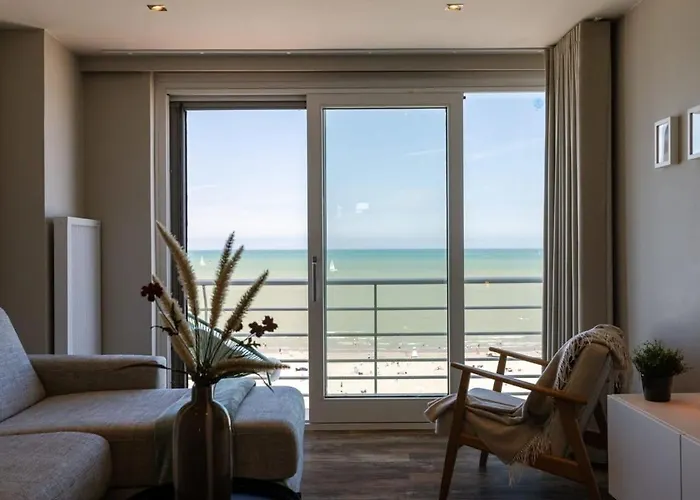 Casiola - Cosy With Frontal Seaview *